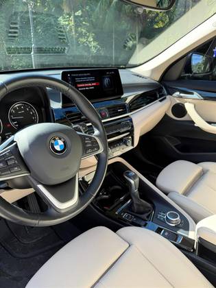 BMW X1 2.0 16V TURBO ACTIVEFLEX SDRIVE20I GP 4P AUTOMÁTICO BMW X1 2.0 16V TURBO ACTIVEFLEX SDRIVE20I GP 4P AUTOMÁTICO